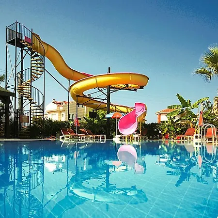 Melek Apart 3*
